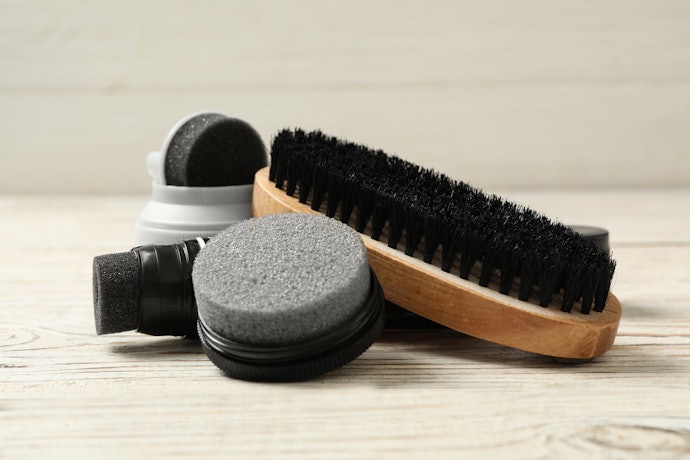 Opt for a Cleaning Kit for an All-in-One, Travel-Ready Solution