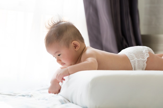 Look for Diapers With Features That Keep Your Baby Comfortable and Changes Easy