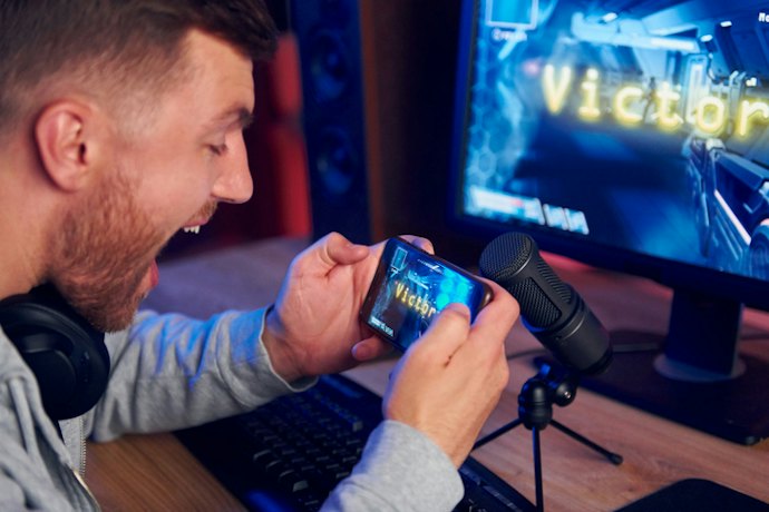 Evaluate Storage Options: 64 GB for Casual Gamers, 128 GB or More for Avid Players