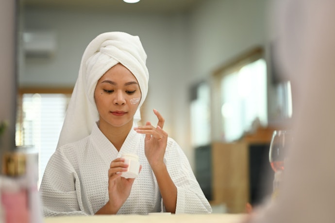 Choose Gentle, Non-Comedogenic Formulas