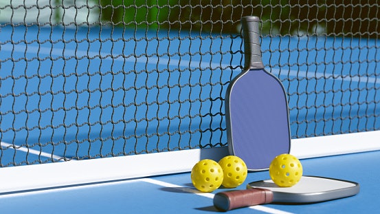Consider Paddle Sets With Balls and Carry Bags if You’re a First-Time Player