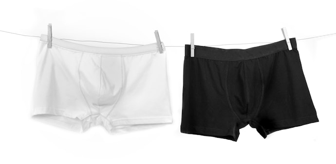 Choose Between Straight and Stretch Waistbands Based on Your Needs