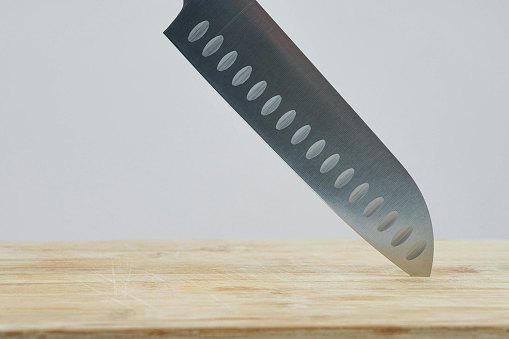 Select Blade Steel Type for Its Durability and Maintenance