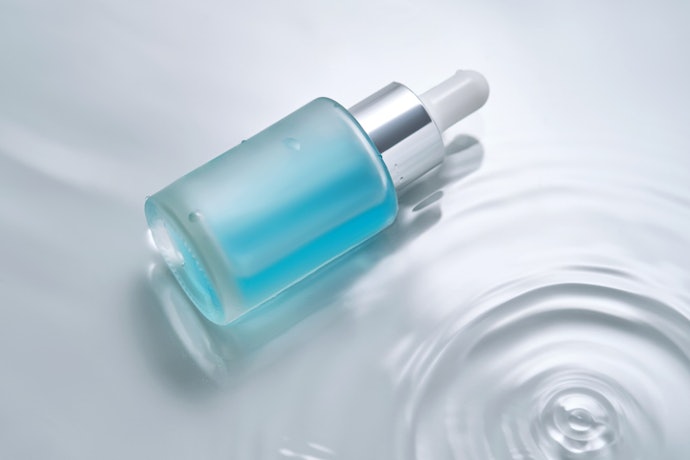 Prioritize Hydrating Ingredients That Address Dryness at the Source