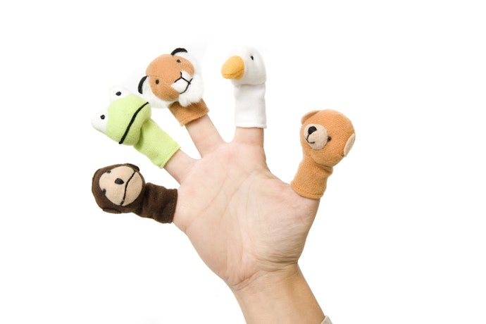 Opt for Themed Sets That Encourage Storytelling and Learning