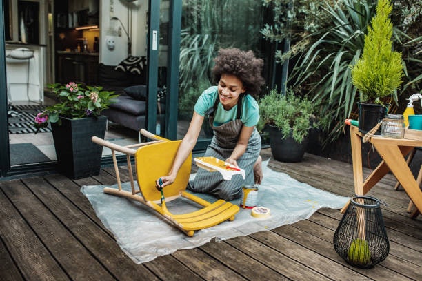 Watch Out for Heat, Moisture, and Other Conditions to Make The Paint Last Longer