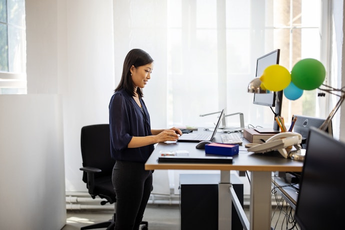 Match the Motor Type to How Much Weight You'll Put on the Electric Standing Desk