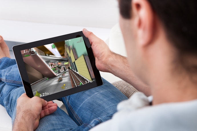 Choose a Full HD Display With Balanced Size and Refresh Rate