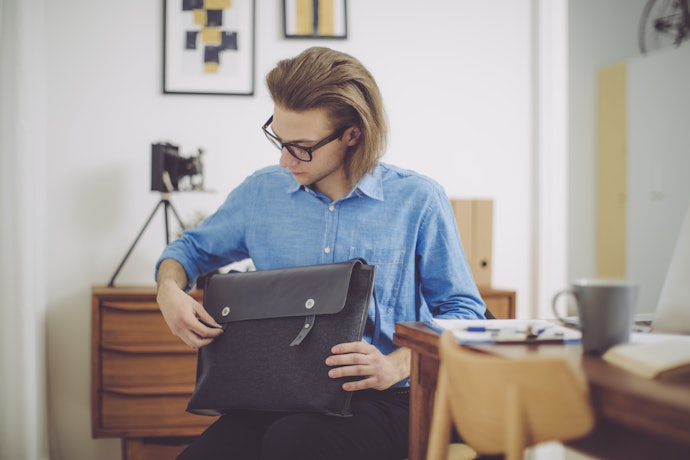 Choose the Right Enclosure for Your Laptop Sleeve