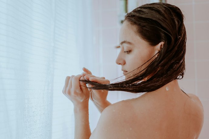 Gently Cleanse and Prevent Dryness in Color- or Chemically-Treated Hair With Milder Surfactants Like Sodium Lauryl Sulfoacetate