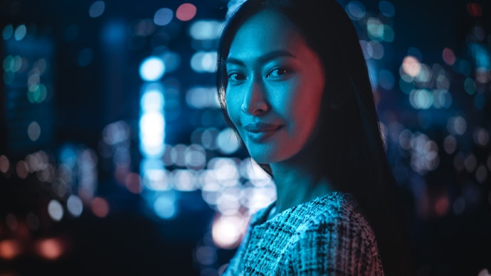 Phones With Larger Sensors and Wider Aperture Excel in Varied Lighting Settings