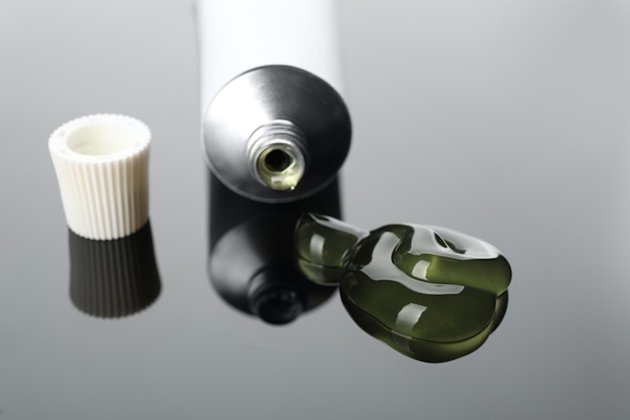 Prefer Ointments That Support Moist Wound Healing