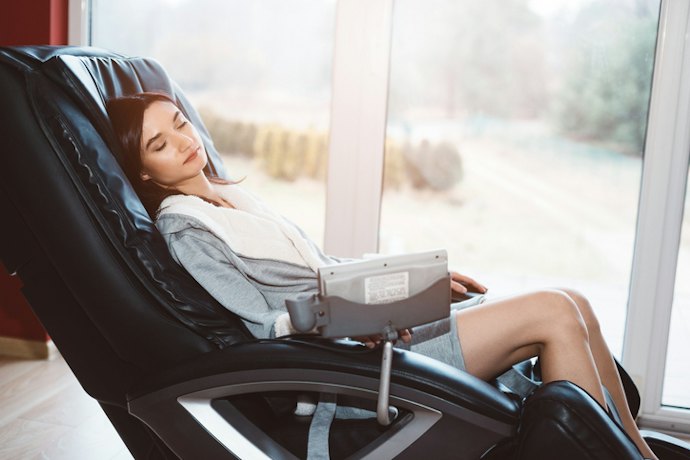 Pick an Upholstery Material That’s Comfortable and Easy to Maintain