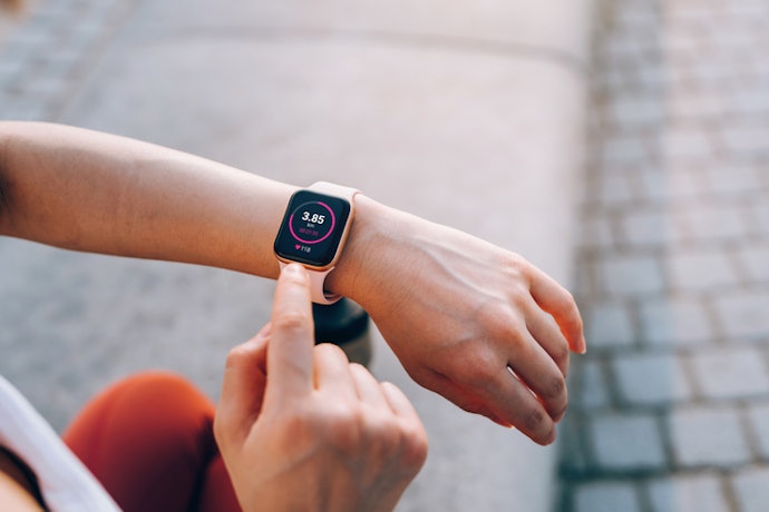 Opt for a Long Battery Life to Avoid Frequent Charging
