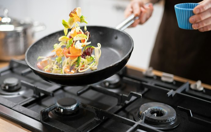 Lighter Skillets Offer Comfortability and Ease of Use