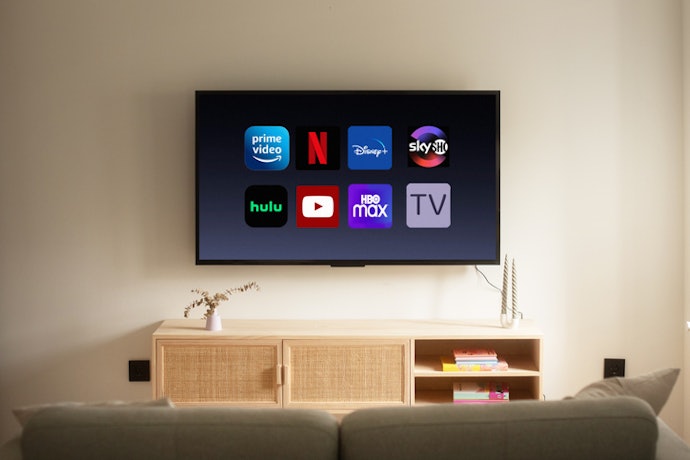 Prioritize Smart TV Features with Wi-Fi Capability For Optimal Streaming