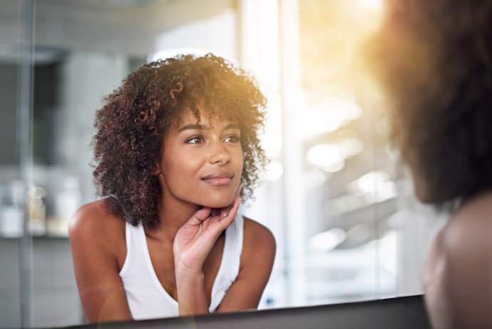 Avoid Harsh Surfactants Like SLS, SLES, and Ammonium Lauryl Sulfate to Prevent Dryness
