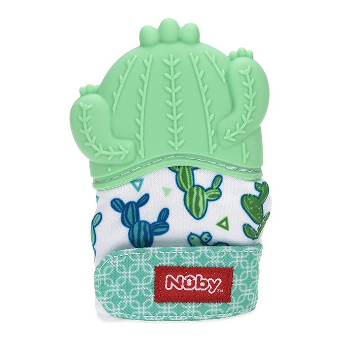 Choose Teething Mittens if Your Baby Is Experiencing Gum Discomfort