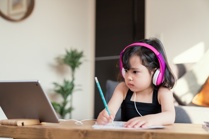 Select Headphones With a Limited Maximum Volume