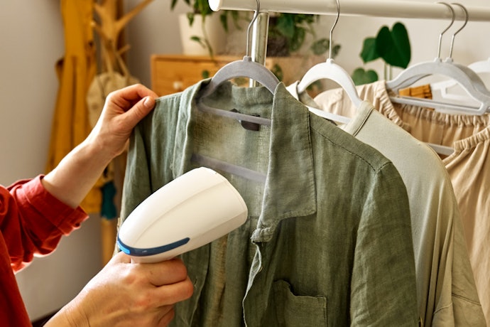Look for Fast Heat-Up and Adjustable Settings for Delicate and Thick Fabrics