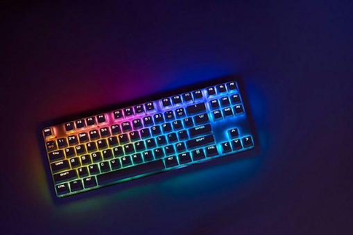 Wireless Keyboards for Those Who Want a Balance of Convenience and Performance