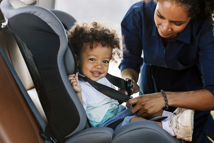 Choose ISOFIX or LATCH-Equipped Car Seats