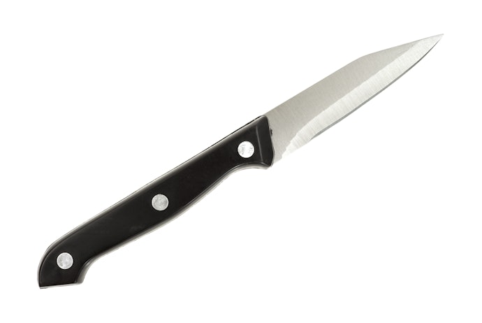 A Sheep's Foot Paring Knife Is Best For Slicing and Chopping