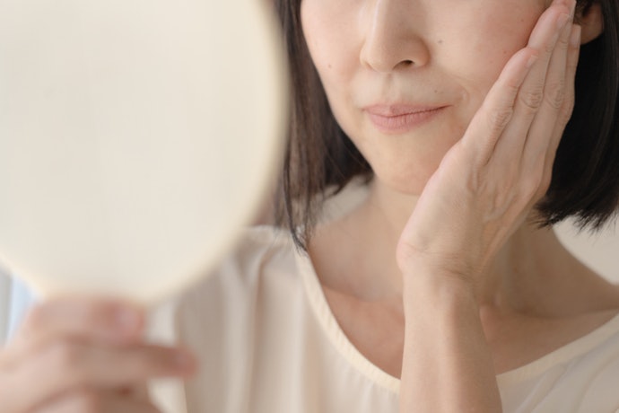 For Dry Skin: Look for Moisture-Locking Ingredients Like Shea Butter