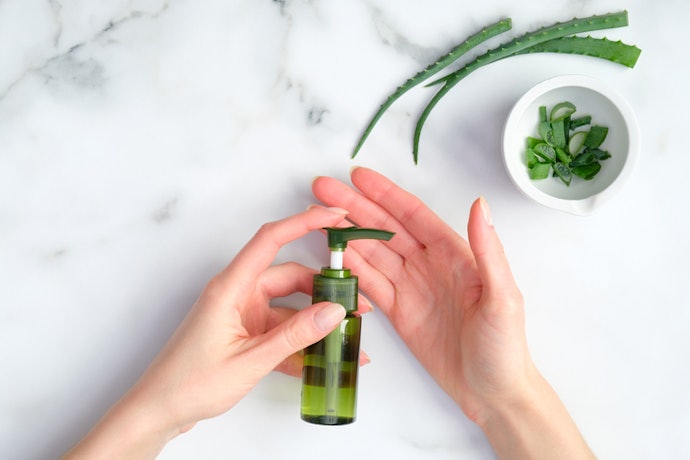 For Nourishment: Look for Aloe Vera and Vitamin E