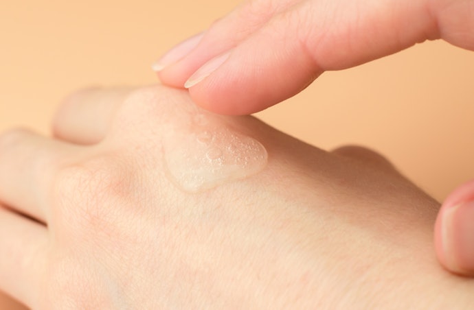 Choose Gel-Based Sunscreens if You Prefer Lightweight Formulas That Absorb Quickly