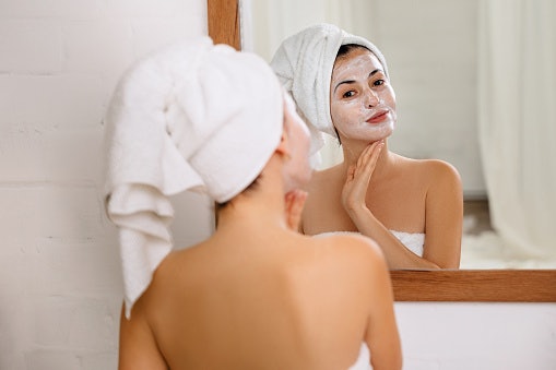Liquid Peel-Off Masks for Easier Application