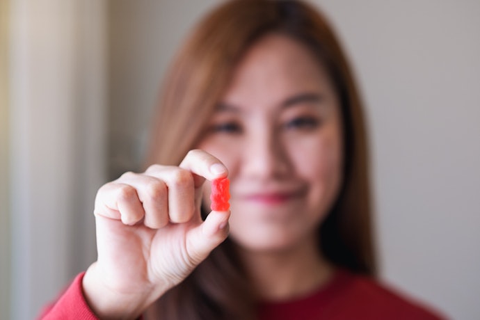 For Immunity, Gut, and Heart Support: Check for Vitamin C or Antioxidants Like Pomegranate and Beetroot Extract