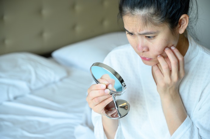 Combination to Dry Skin: Look for AHAs Like Lactic Acid and Glycolic Acid