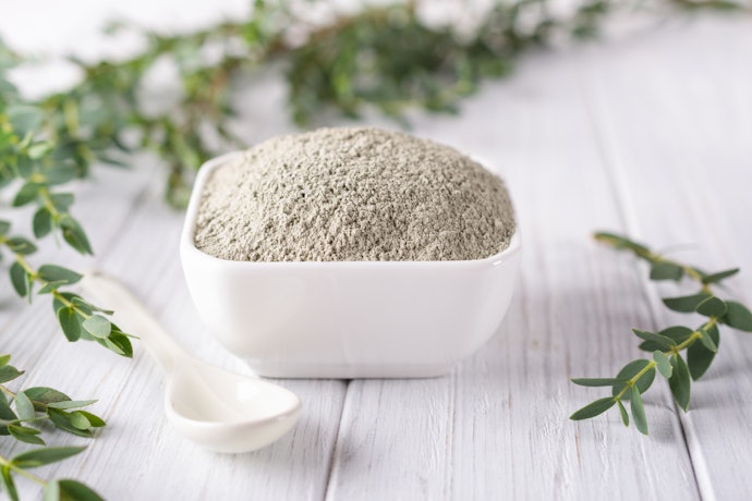 Volcanic Ash Is a Great Ingredient to Detoxify Your Skin