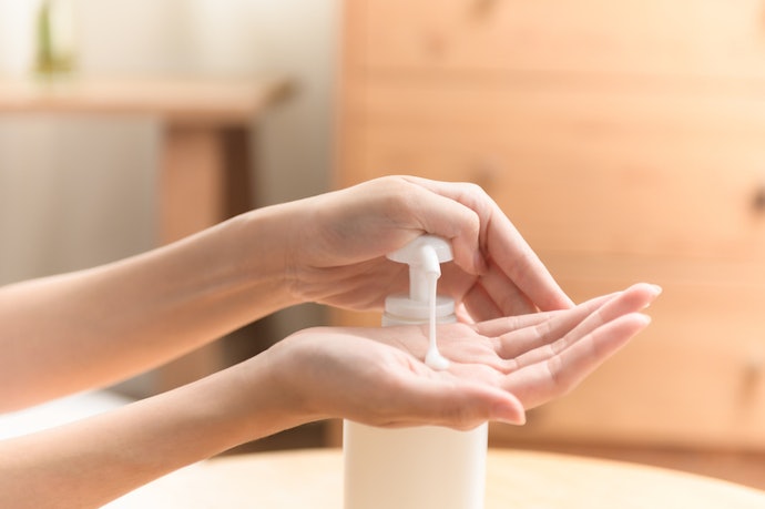 For Dry Skin: Milky Lotions or Emulsions With Slightly Thicker Formulas