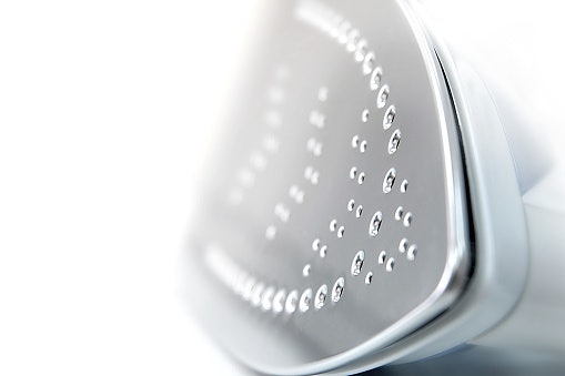 A Nonstick Plate Makes Ironing Smooth and Breezy