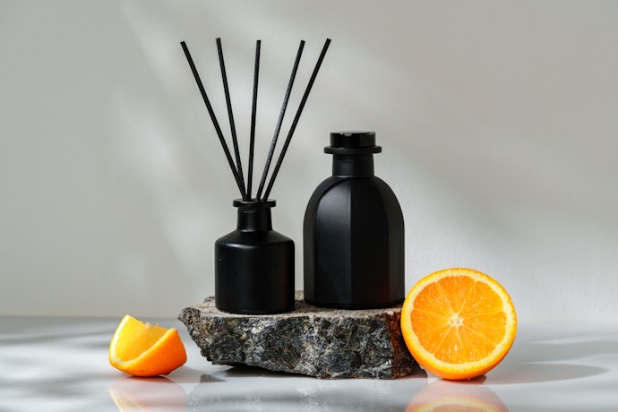 Foyer: Go With Citrus or Cinnamon to Make Entrances Feel Welcoming
