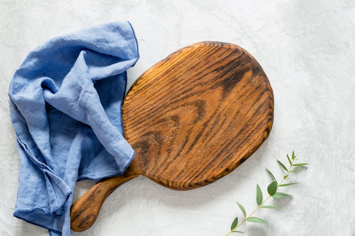 Novelty Shaped Boards Make Great Decors