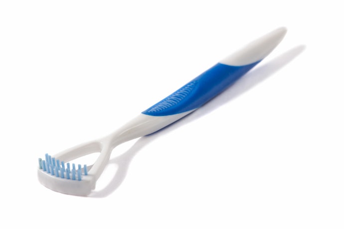 Look for Tongue Cleaners With Scraping or Brushing Design
