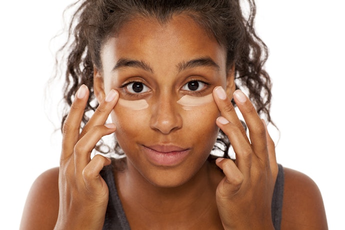 Reach for an Peach-Colored Concealer for Blue-Toned Dark Circles
