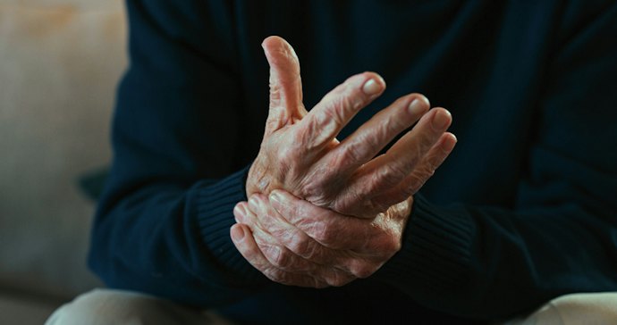 For Chronic, Widespread, or Deep Tissue Pain: Choose Systemic NSAIDs Like Diclofenac or Ibuprofen