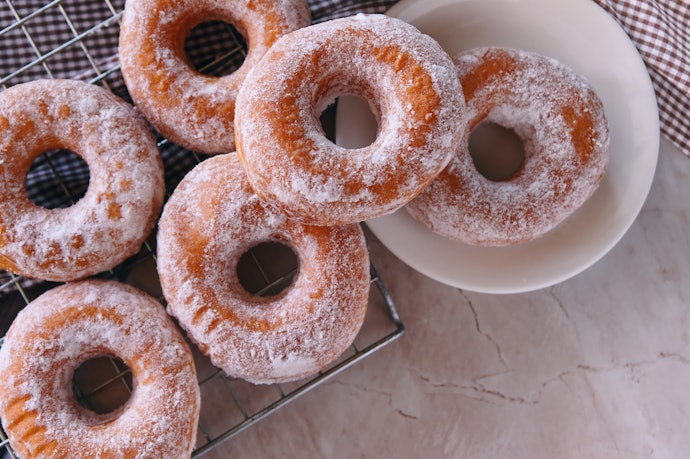 A Flat Bottom Burner Is Best for Dough-Based Food