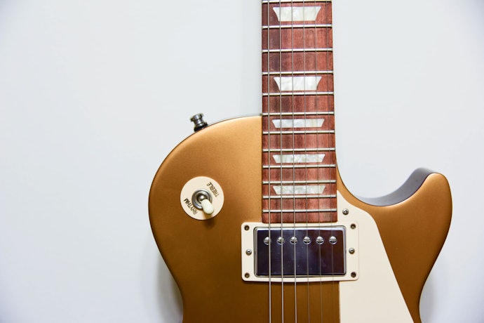 Humbuckers for Powerful Sound Without Any Humming