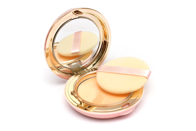 Two-Way Cake: Ideal for Long Wear and Higher Coverage