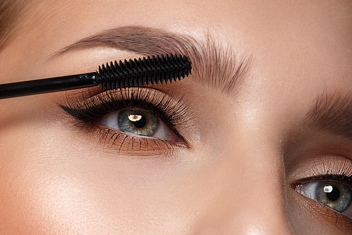 Lengthening Mascara for a More Defined, Wide-Eyed Look