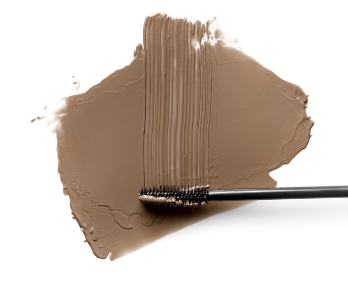 Light Brown for a Natural, No-Makeup Look