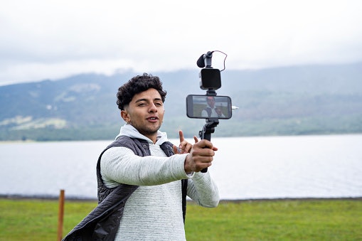 Opt for a Wireless Lapel Mic for On-the-Go Outdoor Streaming