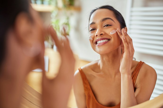 Control Oil Using Niacinamide