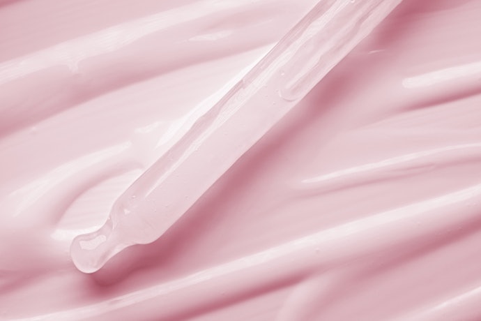 For Dry or Mature Skin: Choose Thicker, Hydrating Formulas