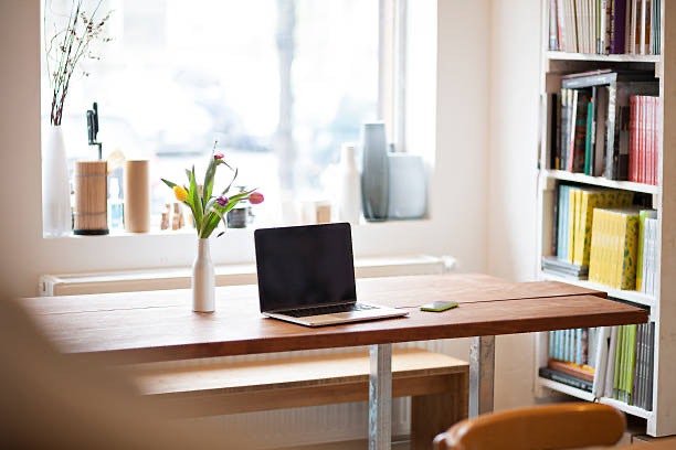 For Durability, Choose a Solid Wood Tabletop